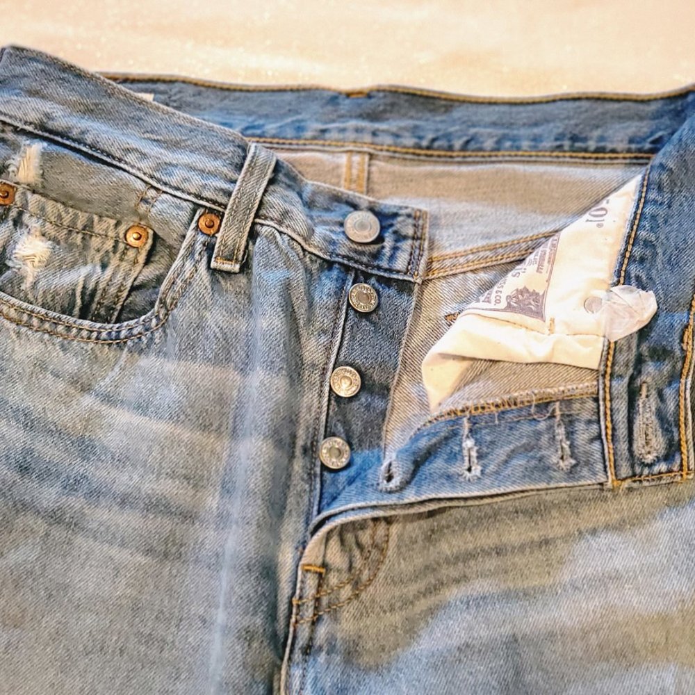 Jeans - Picture 2 of 4